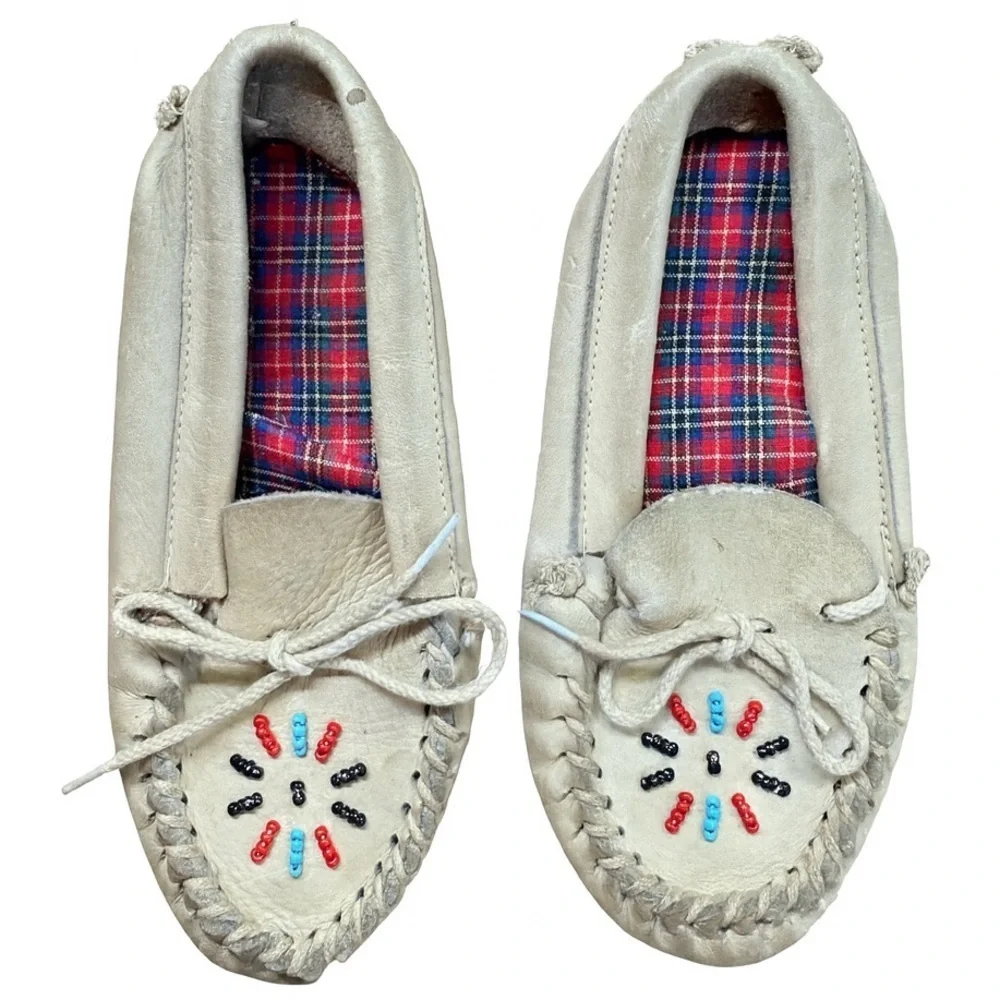 Minnetonka Style Beaded Leather Moccasins